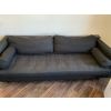 Schwarze bequeme Couch